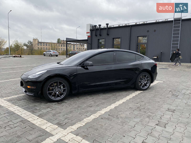 Седан Tesla Model 3 2020 в Кривому Розі фото 4 Седан Tesla Model 3 2020 в Кривому Розі
