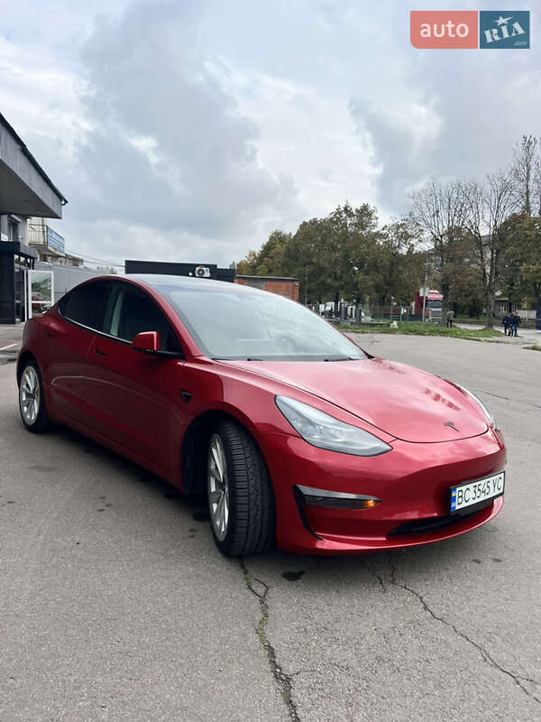 Седан Tesla Model 3 2022 в Львове фото 12 Седан Tesla Model 3 2022 в Львове