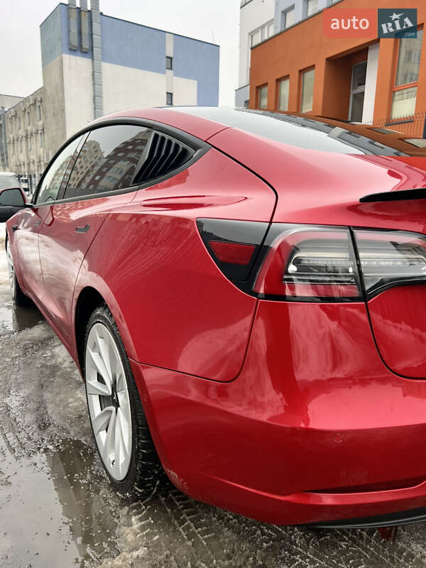 Седан Tesla Model 3 2022 в Львове фото 19 Седан Tesla Model 3 2022 в Львове