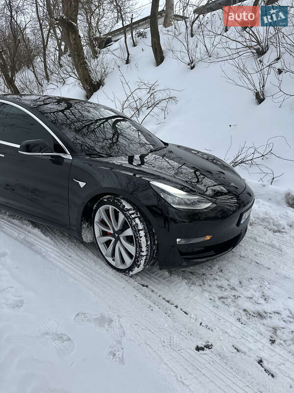 Седан Tesla Model 3 2019 в Луцьку фото 5 Седан Tesla Model 3 2019 в Луцьку