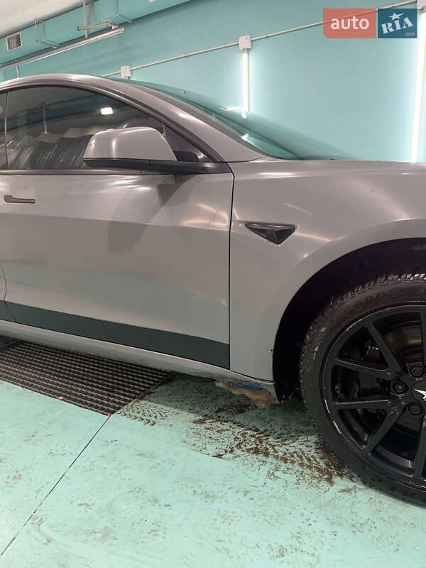 Седан Tesla Model 3 2018 в Києві