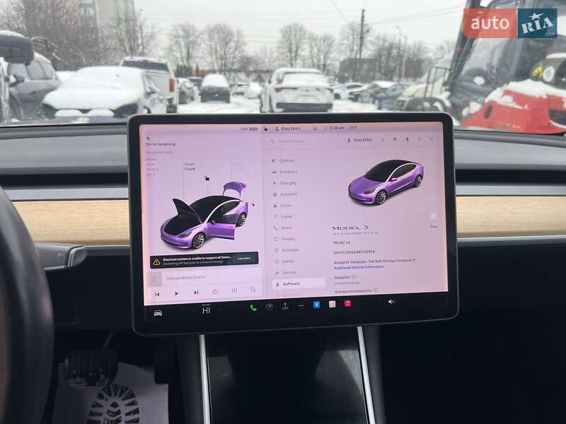 Седан Tesla Model 3 2019 в Луцьку