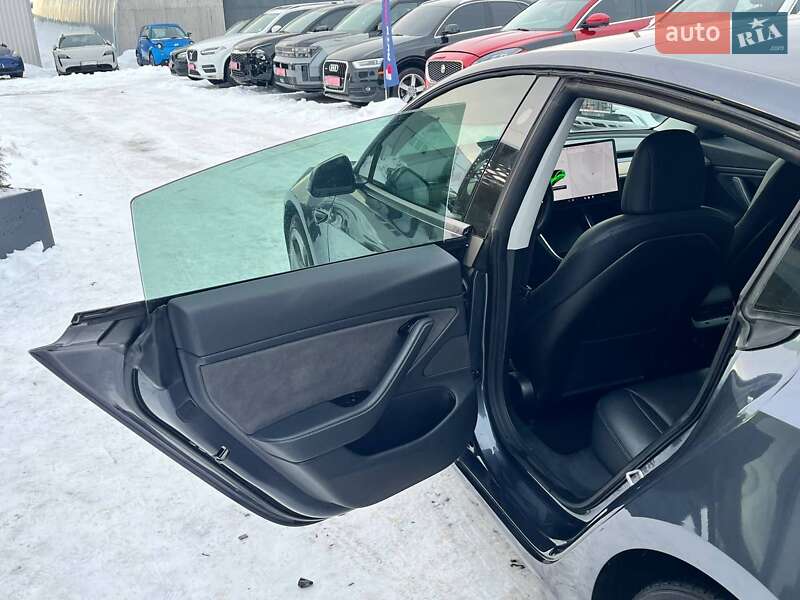 Седан Tesla Model 3 2018 в Луцьку фото 15 Седан Tesla Model 3 2018 в Луцьку