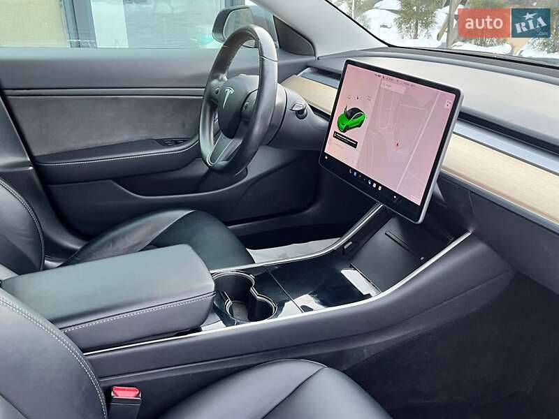 Седан Tesla Model 3 2018 в Луцьку фото 24 Седан Tesla Model 3 2018 в Луцьку