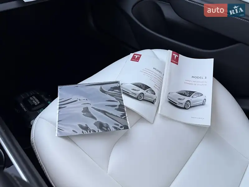 Седан Tesla Model 3 2020 в Ковелі документ 2 фото Седан Tesla Model 3 2020 в Ковелі документ