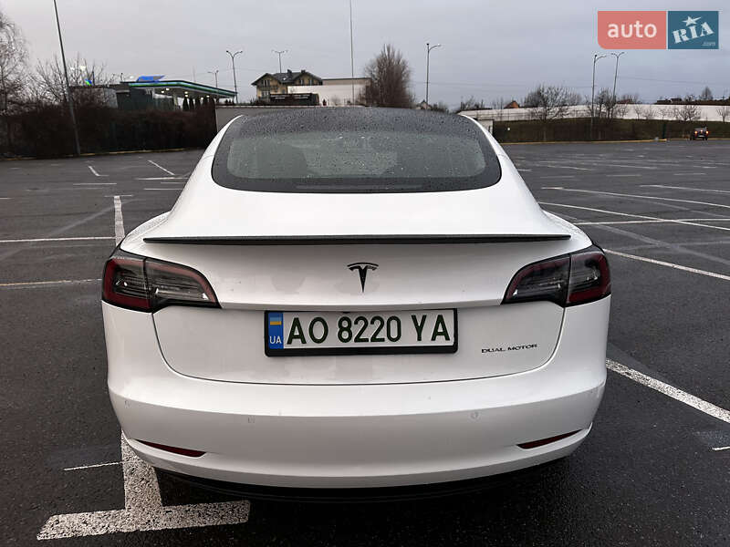 Седан Tesla Model 3 2022 в Ужгороде фото 13 Седан Tesla Model 3 2022 в Ужгороде