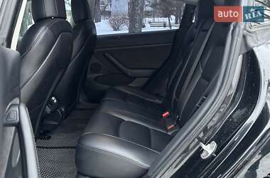 Седан Tesla Model 3 2022 в Киеве