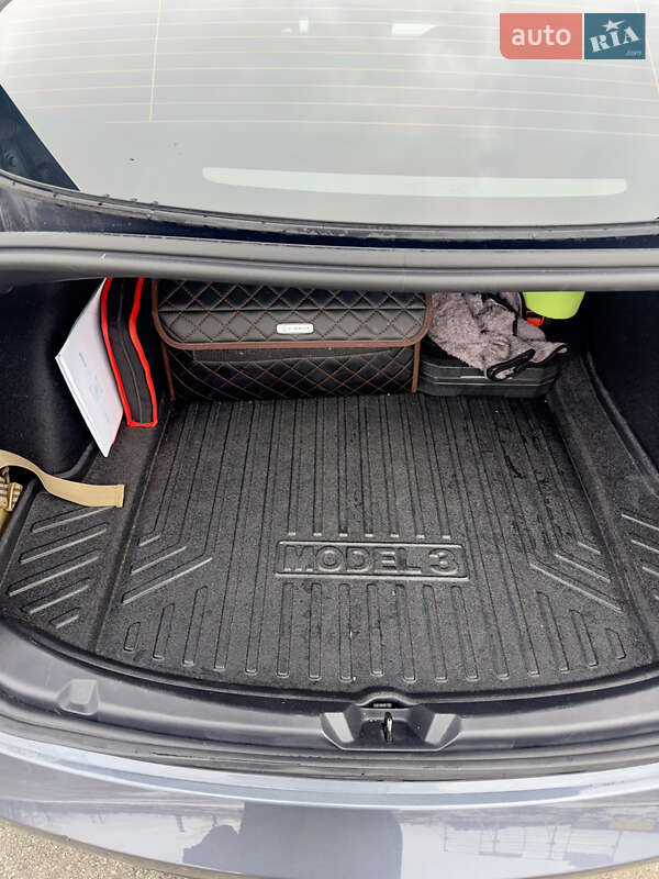 Седан Tesla Model 3 2022 в Дніпрі фото 10 Седан Tesla Model 3 2022 в Дніпрі