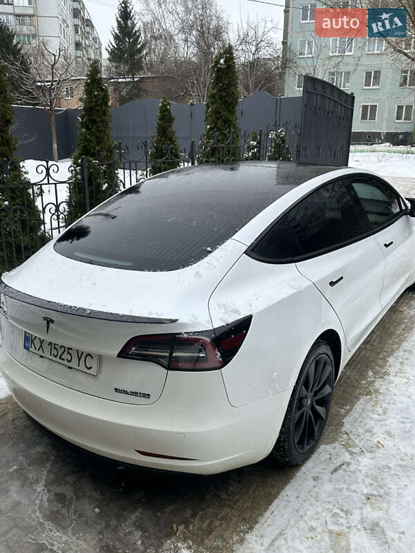 Седан Tesla Model 3 2020 в Харькове фото 5 Седан Tesla Model 3 2020 в Харькове