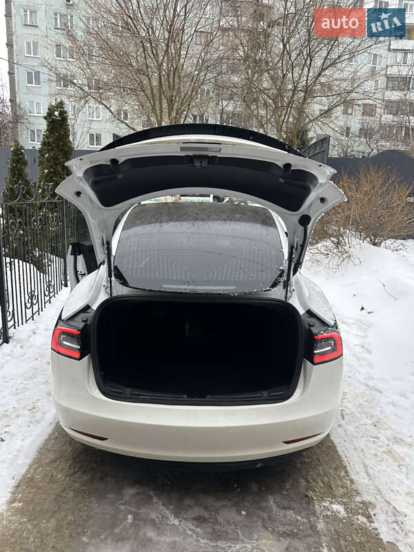 Седан Tesla Model 3 2020 в Харькове фото 7 Седан Tesla Model 3 2020 в Харькове