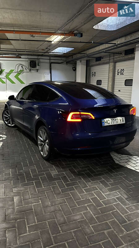 Седан Tesla Model 3 2020 в Львові фото 4 Седан Tesla Model 3 2020 в Львові