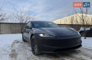 Седан Tesla Model 3 2025 в Харкові