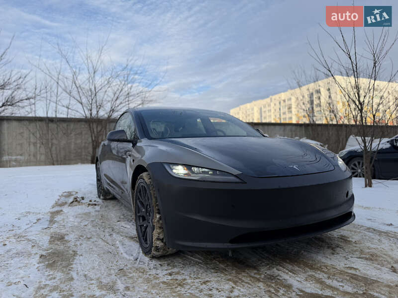 Седан Tesla Model 3 2025 в Харкові фото Седан Tesla Model 3 2025 в Харкові
