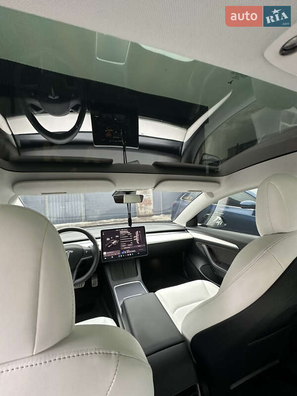 Седан Tesla Model 3 2021 в Киеве фото 10 Седан Tesla Model 3 2021 в Киеве
