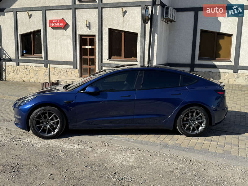 Седан Tesla Model 3 2021 в Івано-Франківську фото 5 Седан Tesla Model 3 2021 в Івано-Франківську