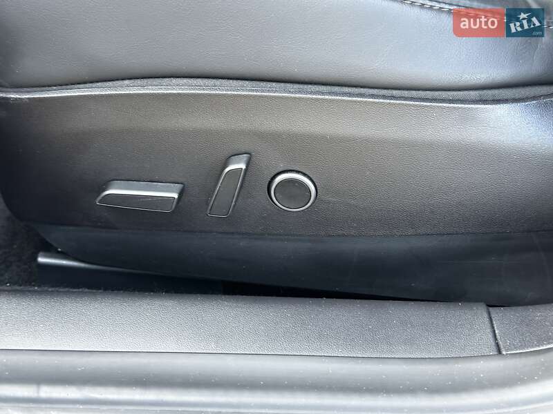 Седан Tesla Model 3 2022 в Львові фото 20 Седан Tesla Model 3 2022 в Львові