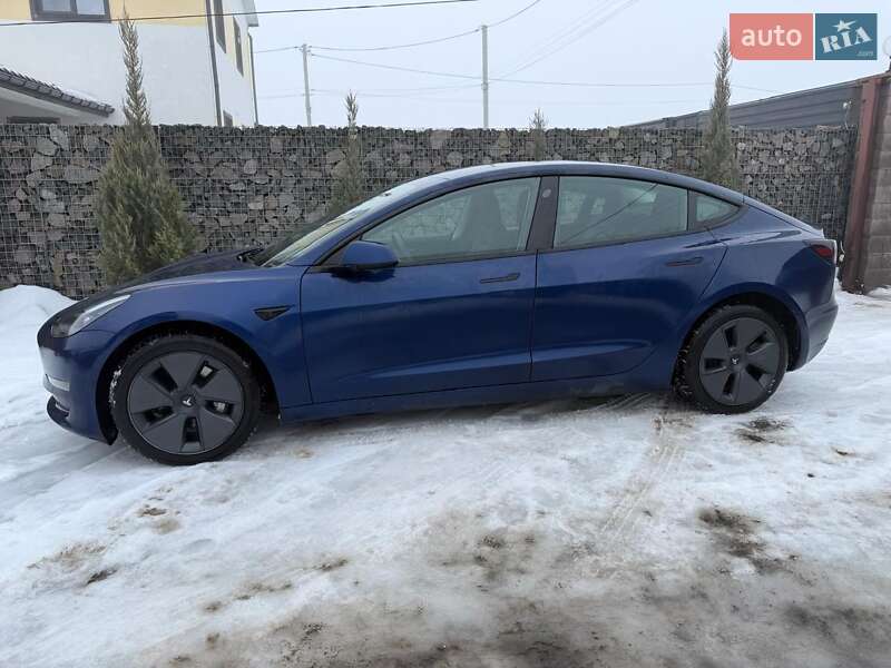 Седан Tesla Model 3 2022 в Киеве фото 3 Седан Tesla Model 3 2022 в Киеве
