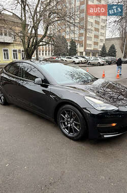 Седан Tesla Model 3 2021 в Одессе