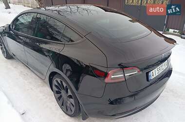 Седан Tesla Model 3 2023 в Днепре