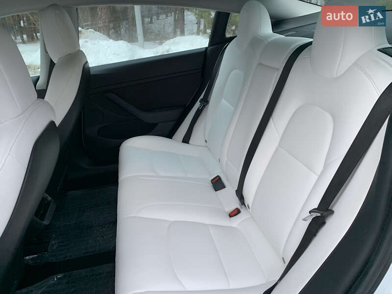 Седан Tesla Model 3 2021 в Киеве фото 16 Седан Tesla Model 3 2021 в Киеве