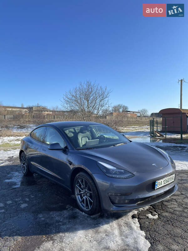 Седан Tesla Model 3 2023 в Благовещенском фото 2 Седан Tesla Model 3 2023 в Благовещенском