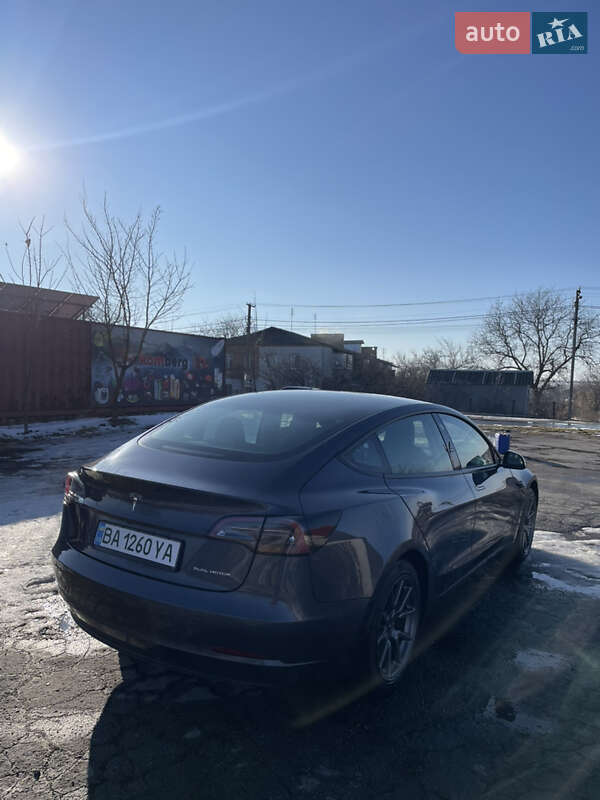 Седан Tesla Model 3 2023 в Благовещенском фото 6 Седан Tesla Model 3 2023 в Благовещенском