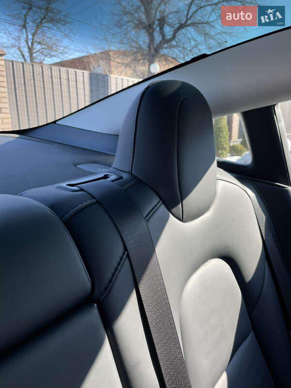 Седан Tesla Model 3 2023 в Благовещенском фото 49 Седан Tesla Model 3 2023 в Благовещенском