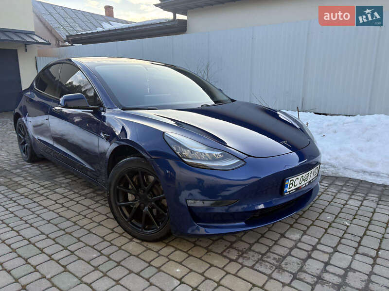 Седан Tesla Model 3 2018 в Львові фото Седан Tesla Model 3 2018 в Львові