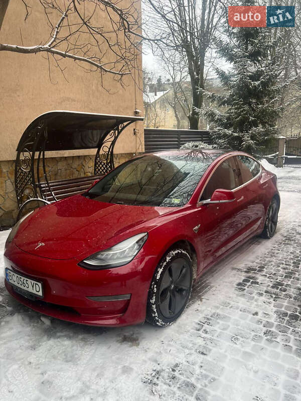 Седан Tesla Model 3 2018 в Львові фото 6 Седан Tesla Model 3 2018 в Львові