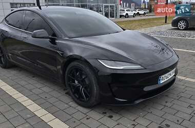 Седан Tesla Model 3 2025 в Мукачевому
