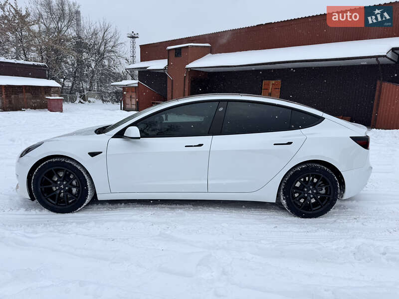 Седан Tesla Model 3 2023 в Дніпрі фото 6 Седан Tesla Model 3 2023 в Дніпрі