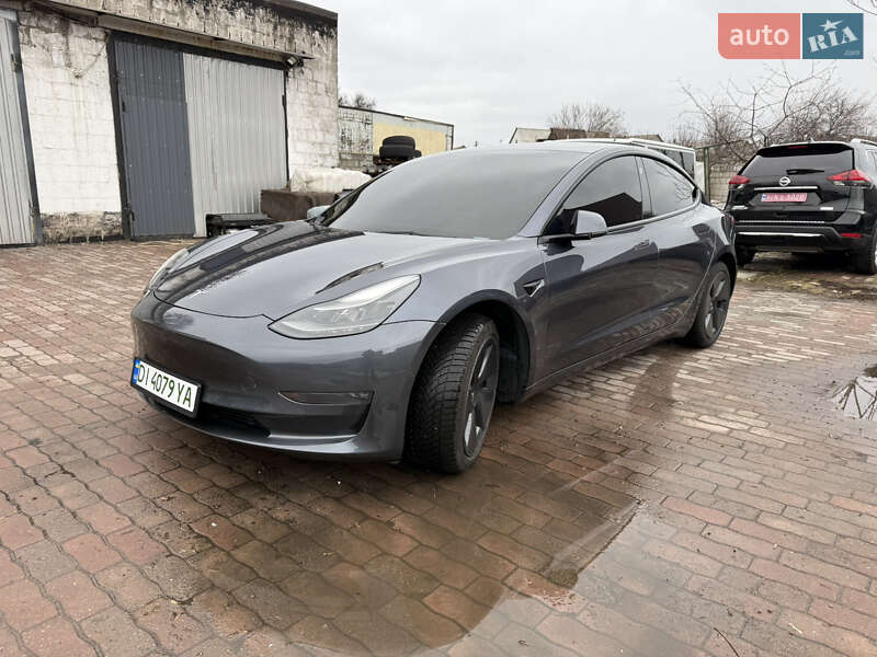 Седан Tesla Model 3 2022 в Дніпрі