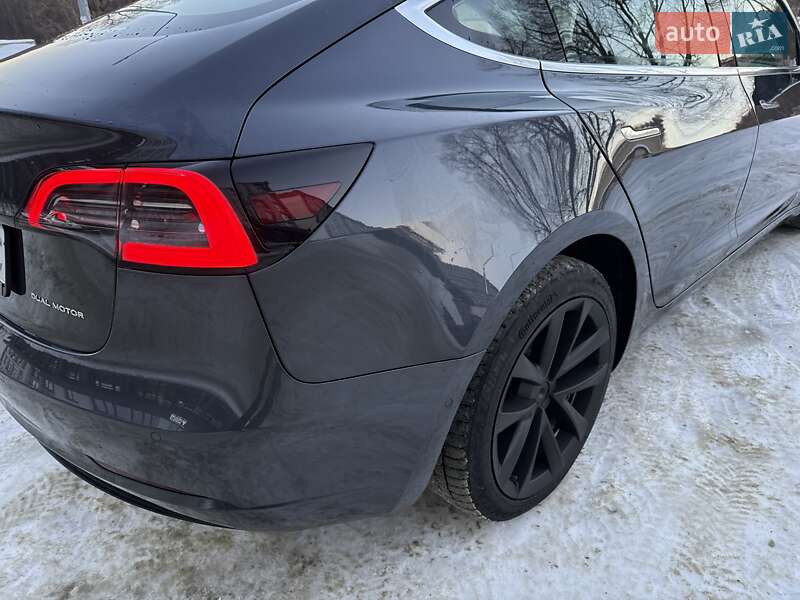 Седан Tesla Model 3 2019 в Львове фото 21 Седан Tesla Model 3 2019 в Львове