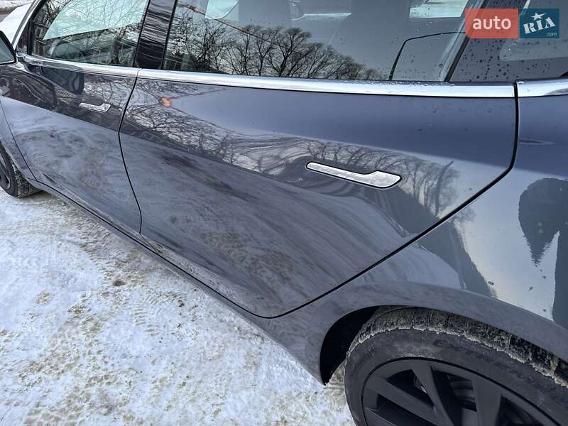 Седан Tesla Model 3 2019 в Львове фото 27 Седан Tesla Model 3 2019 в Львове