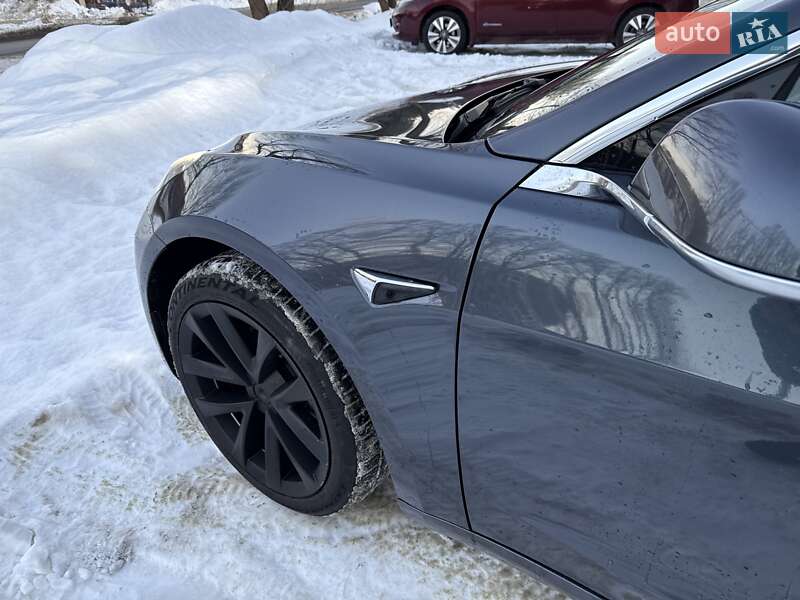Седан Tesla Model 3 2019 в Львове фото 29 Седан Tesla Model 3 2019 в Львове