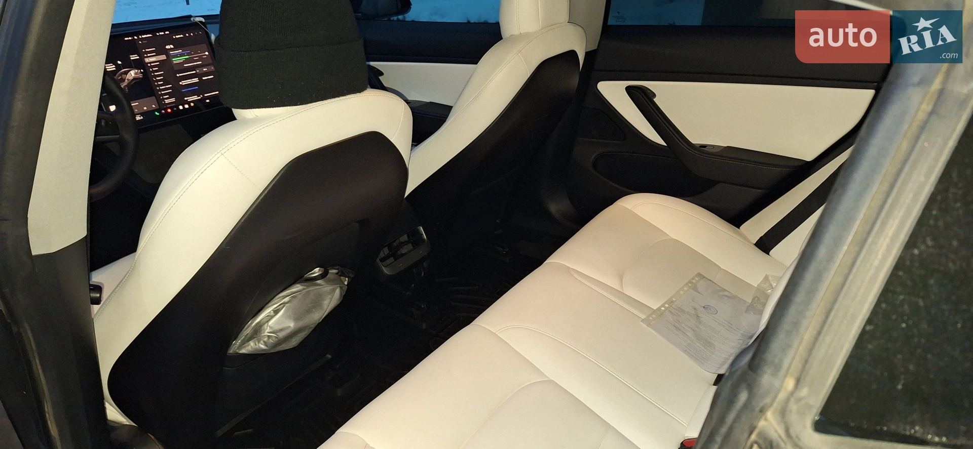 2019 Tesla Model 3 - мініатюра 4