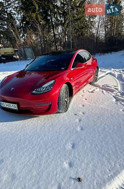 Седан Tesla Model 3 2018 в Кременці