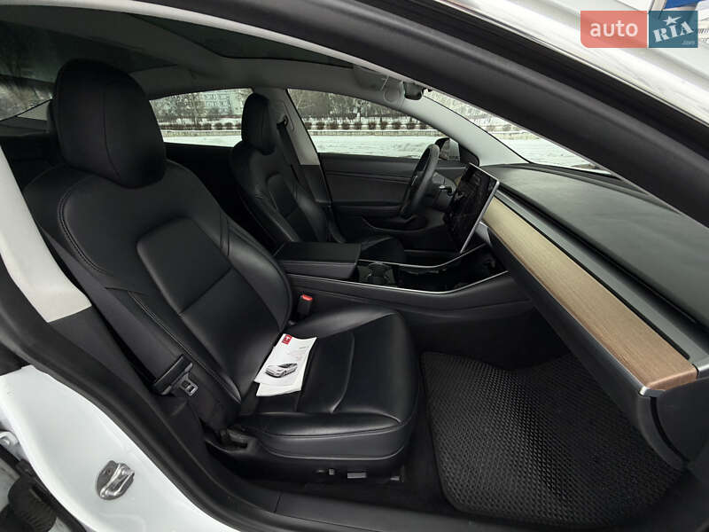 Седан Tesla Model 3 2020 в Запоріжжі фото 18 Седан Tesla Model 3 2020 в Запоріжжі