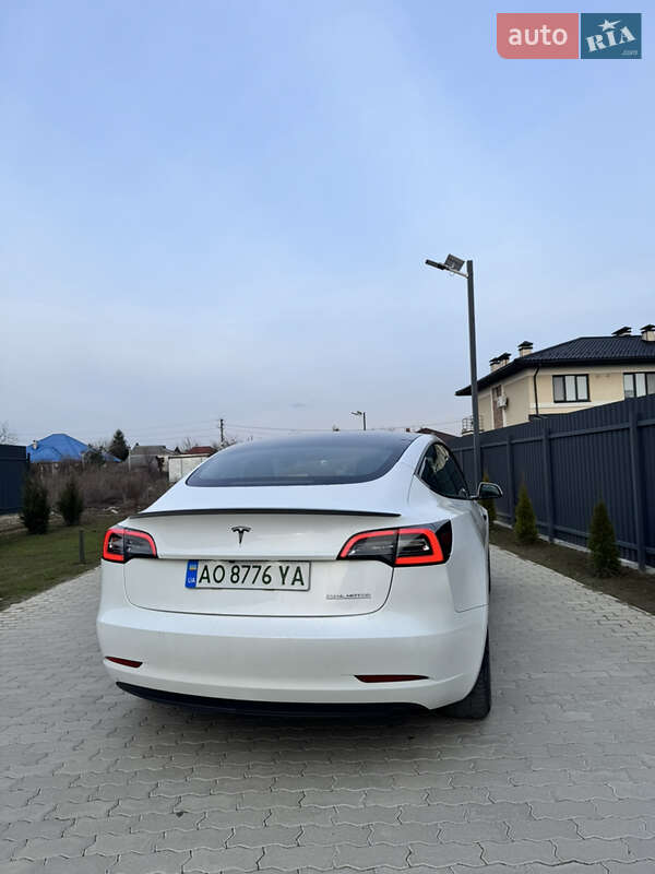Седан Tesla Model 3 2021 в Ужгороді фото 5 Седан Tesla Model 3 2021 в Ужгороді