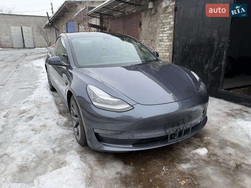 2022 Tesla Model 3, VIN 5YJ3E1EB6NF260118:plate — фото 1 (autoria)
