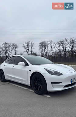 Седан Tesla Model 3 2022 в Запоріжжі
