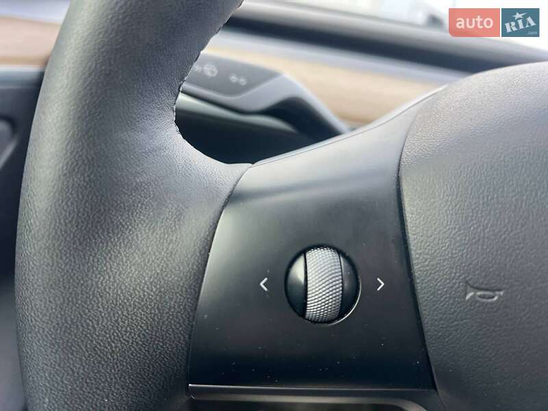 Седан Tesla Model 3 2022 в Львове фото 23 Седан Tesla Model 3 2022 в Львове