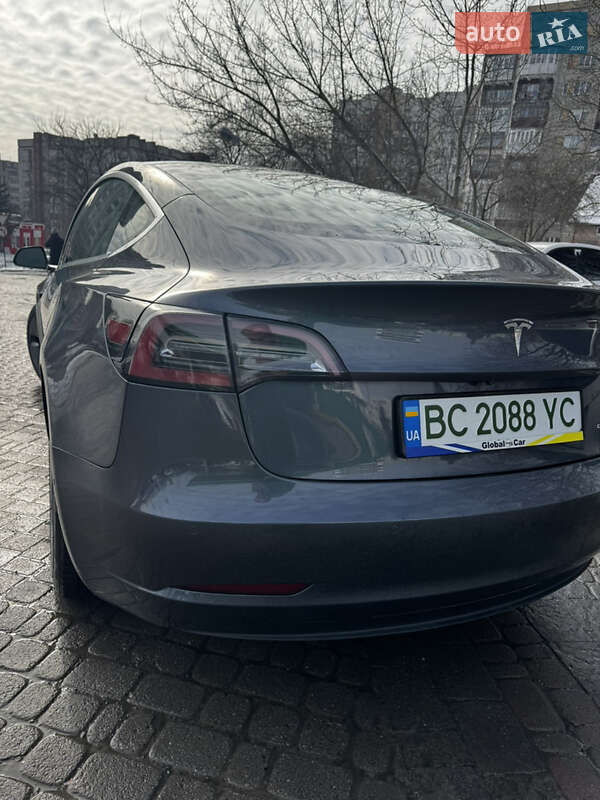 Седан Tesla Model 3 2019 в Львові фото 8 Седан Tesla Model 3 2019 в Львові