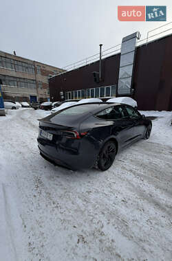 Седан Tesla Model 3 2024 в Киеве фото 6 Седан Tesla Model 3 2024 в Киеве