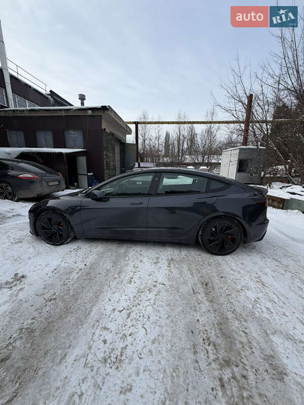 Седан Tesla Model 3 2024 в Киеве фото 10 Седан Tesla Model 3 2024 в Киеве