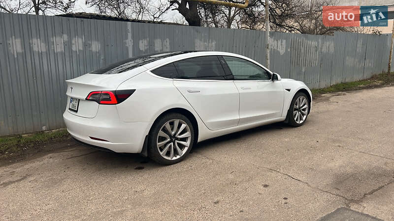 Седан Tesla Model 3 2018 в Одесі фото 12 Седан Tesla Model 3 2018 в Одесі