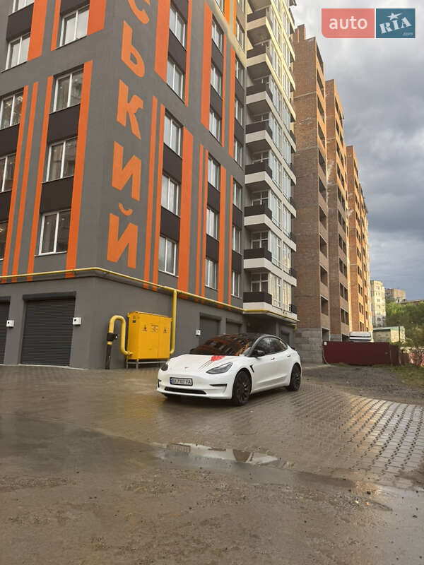 Седан Tesla Model 3 2021 в Хмельницком фото 3 Седан Tesla Model 3 2021 в Хмельницком