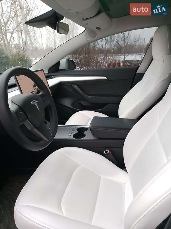 Седан Tesla Model 3 2022 в Ивано-Франковске фото 6 Седан Tesla Model 3 2022 в Ивано-Франковске