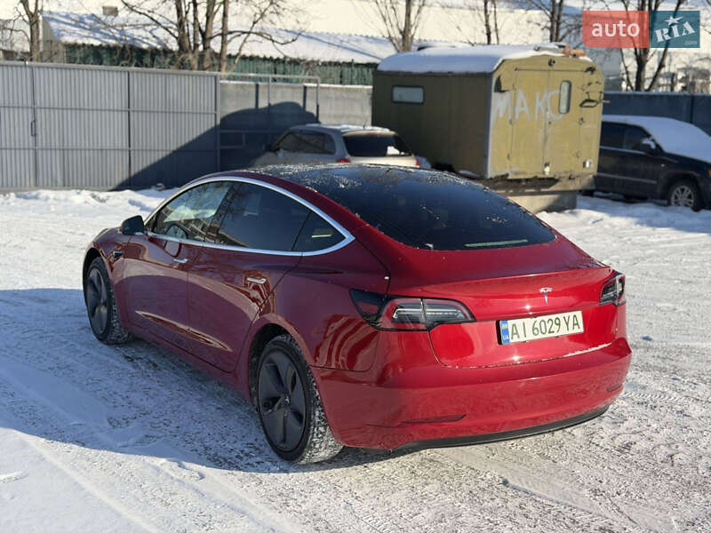 Седан Tesla Model 3 2020 в Киеве фото 6 Седан Tesla Model 3 2020 в Киеве