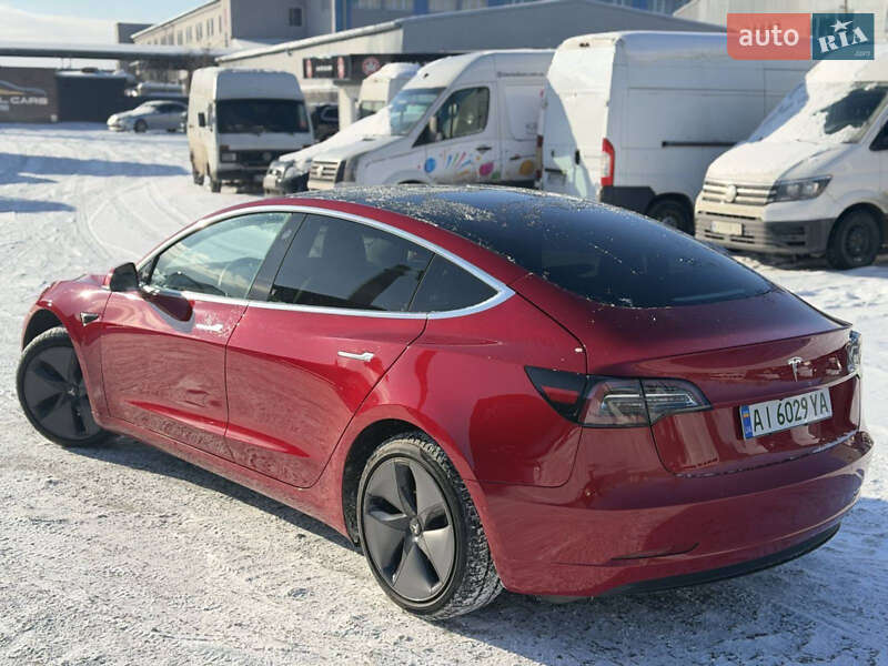 Седан Tesla Model 3 2020 в Киеве фото 12 Седан Tesla Model 3 2020 в Киеве